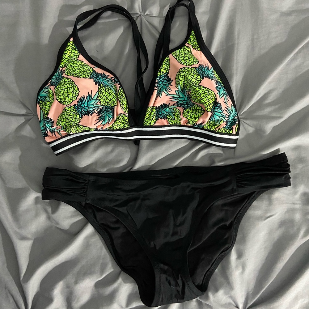 pineapple bikini set!